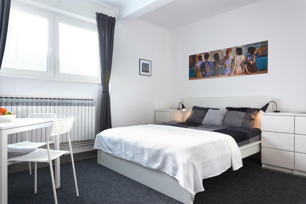 Floyd Room Zagreb Luaran gambar